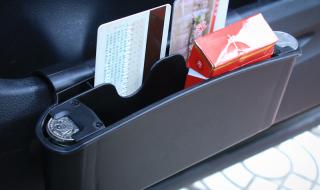 科鲁兹中控台储物盒